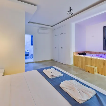 Villa Albedo Blue