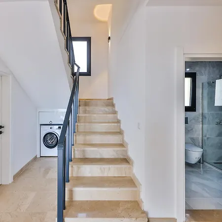 Villa Albedo Blue